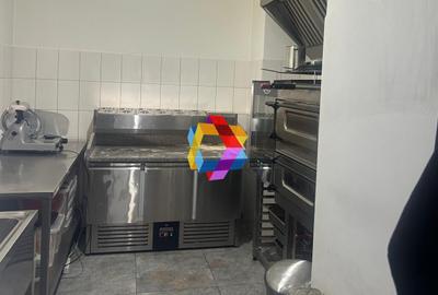 Spațiu comercial, de 154.80000305176 mp, în Gării - 5