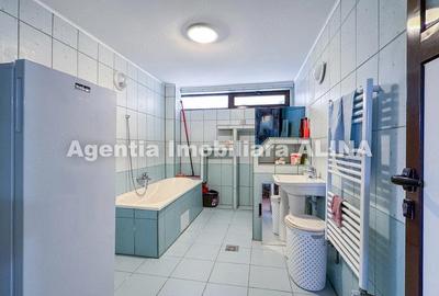 Casă cu Teren 900 Mp în Zăvoi - 12