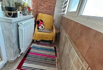 Apartament cu 3 camere decomandat în Păcurari - 4