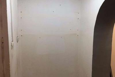 Apartament cu 4 camere în Moreni - 9