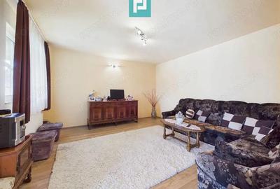 Vila cocheta 4 camere P+M in Munar - 7