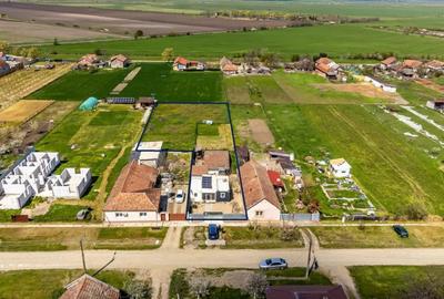 Casă cu 3 camere cu Garaj în Turnu - 4