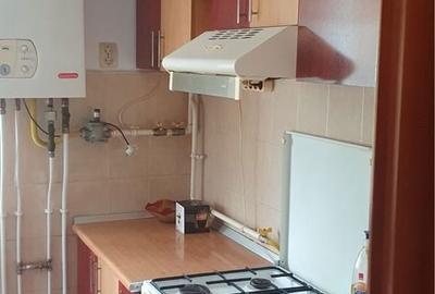 Apartament cu 4 camere decomandat în Central - 3