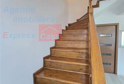 Casă cu 4 camere cu Teren 180 Mp în Rediu - 15