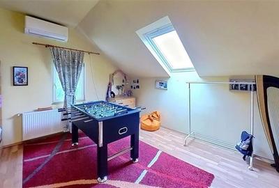 Resedinta cu energie solara,gradina inteligenta,relaxare nordica,700 mp de intim - 11
