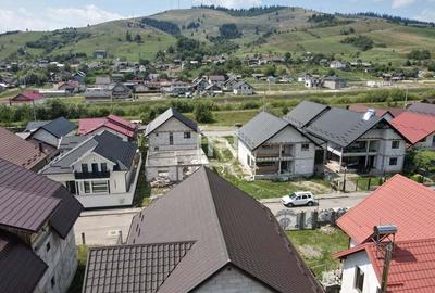 Casa rosu+ in Gura Humorului | Bucovina - 11