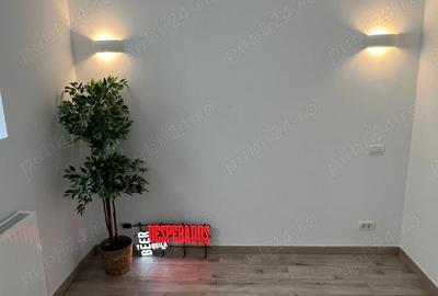 Spațiu comercial, de 12 mp, în Central - 3