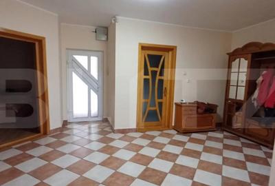 Casă cu 5 camere cu Teren 1200 Mp în Centura - 1