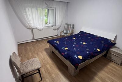 Garsonieră decomandată în Milcov - 2