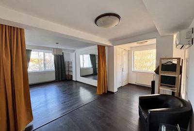 Spațiu comercial, de 40 mp, în Central - 7