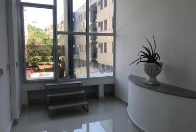 Birou, de 100 mp, în Central - 3