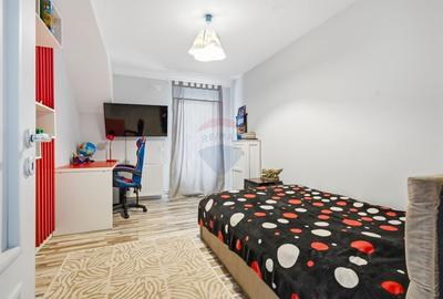 Casă cu 9 camere cu Teren 565 Mp în Hlincea - 20