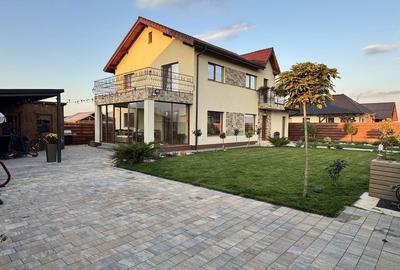 Casă cu 4 camere în Central - 7