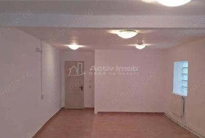 Casă cu Canalizare în 13 Septembrie - 1