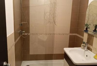 Apartament cu 3 camere decomandat în Central - 8