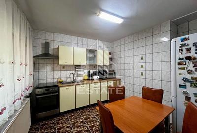 Apartament 3 camere,parter inalt,centrala proprie, zona Lipovei - 11