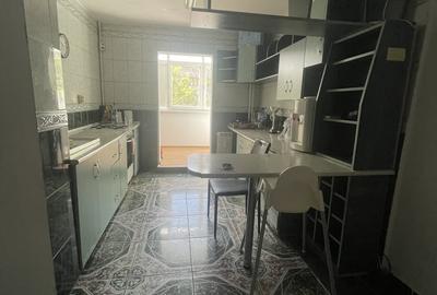 Apartament cu 3 camere semidecomandat în Militari - 4