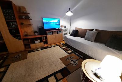 Garsonieră decomandată în Central