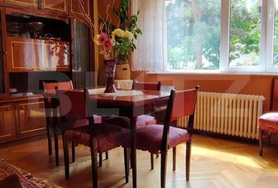 Apartament cu 3 camere decomandat în Central - 2