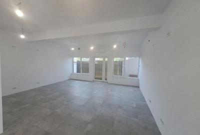 Spațiu comercial, de 50 mp, în Lumina - 3
