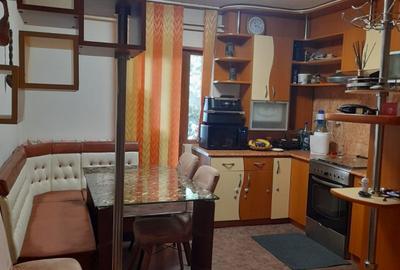 Apartament cu 4 camere decomandat în Unirii Sud - 3