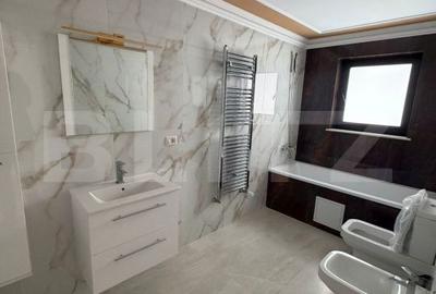 Casă cu 4 camere cu Teren 400 Mp în Central - 7