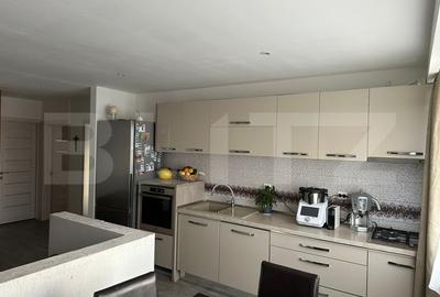 Apartament cu 3 camere semidecomandat, mobilat în Florești - 4