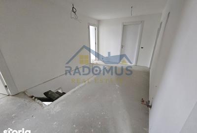 Casă cu 8 camere cu Teren 600 Mp în Central - 13