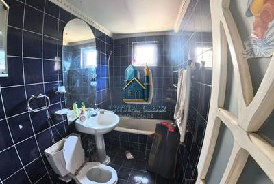 Apartament cu 4 camere decomandat în Dâmbu Pietros - 12