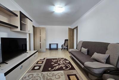 Apartament cu 3 camere semidecomandat, mobilat în Tomis II - 2