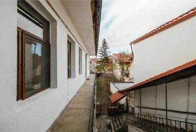 Apartament cu 3 camere nedecomandat, mobilat în Schei - 9