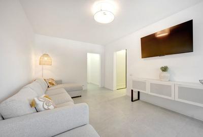 Apartament cu 3 camere, luminos si complet renovat - 7