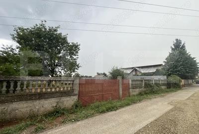 Teren intravilan, de vanzare, toate utilitatile, 1027 mp, zona Dumbrava - 1