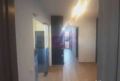 Apartament cu 3 camere decomandat în Eroii Revoluției - 13