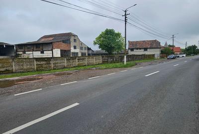 Casă cu 4 camere în Central - 2