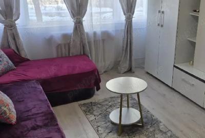 Garsonieră decomandată în Tractorul - 7