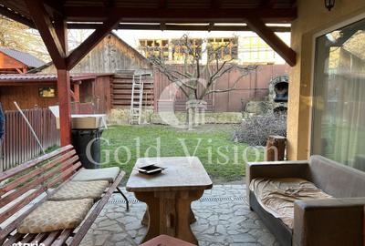 Casă cu 4 camere în Central - 4