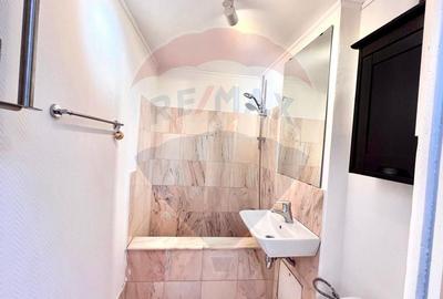 Apartament cu 2 camere de vanzare in Calea Victoriei nr 1 - 7