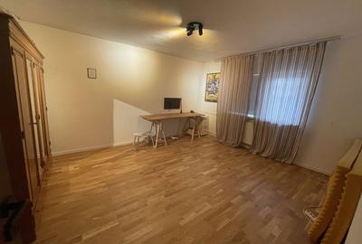 Garsonieră decomandată în Drumul Sării - 4
