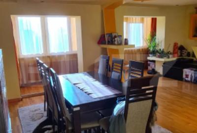 Apartament cu 4 camere, mobilat în Central - 10