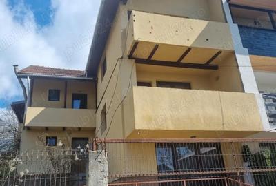 Casă cu 5 camere cu Teren 433 Mp în Central - 7