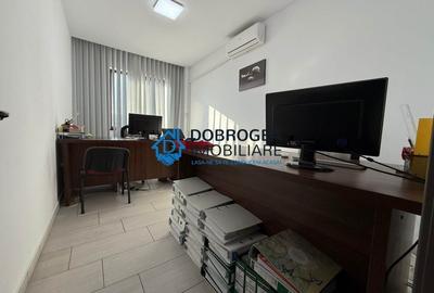 Apartament cu 3 camere semidecomandat, mobilat în C5 - 8