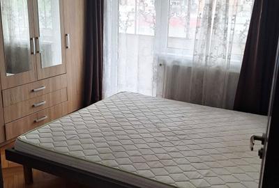 Apartament cu 4 camere decomandat în Central - 3