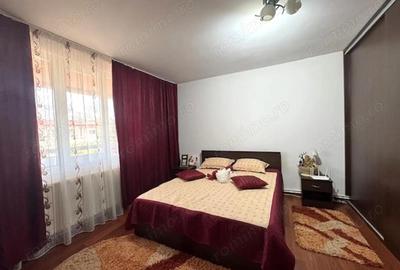 Casă cu 6 camere cu Teren 1250 Mp în Central - 11