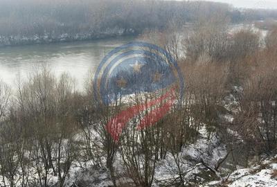 Teren de 2500 mp, în Malu Mare - 3