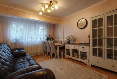 Apartament - 4 camere - 88 mp - George Enescu - Curcubeu