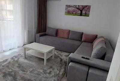 Apartament cu 2 camere decomandat în Metalurgiei