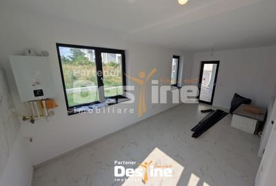 Duplex cu 4 camere cu Canalizare în Galata - 9