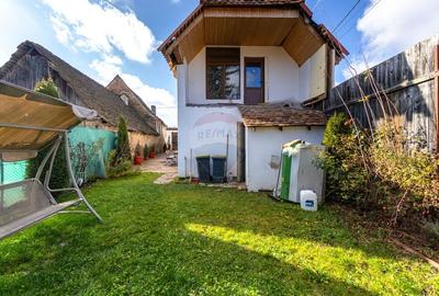 Casa / Vila cu 7 camere de vanzare - 60