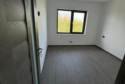 Casă individuală cu 4 camere cu Canalizare în Păulești - 14